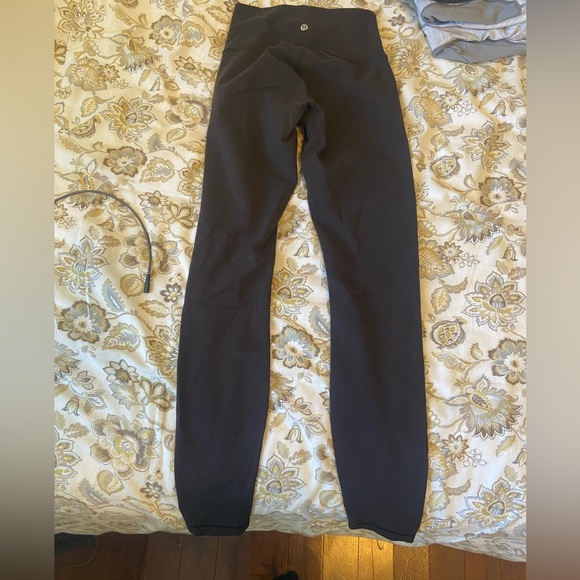 lululemon leggings size 4 - Picture 2 of 3